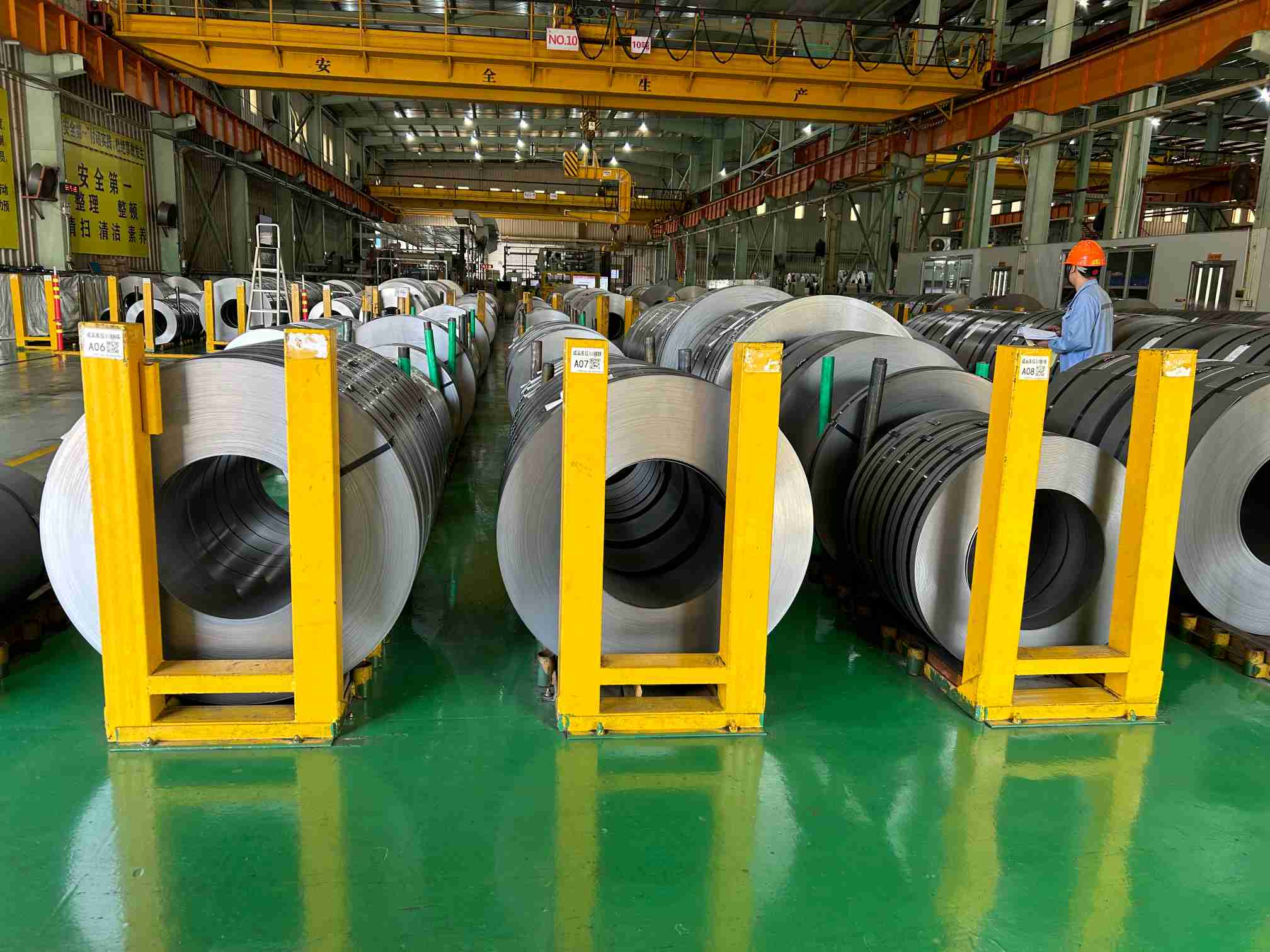 Oriented silicon steel